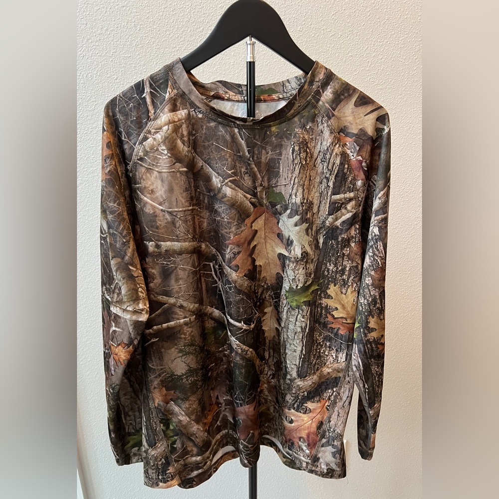 Cabela's Classic Fit Hunting Woodland Camo Long Sleeve Shirt Size L